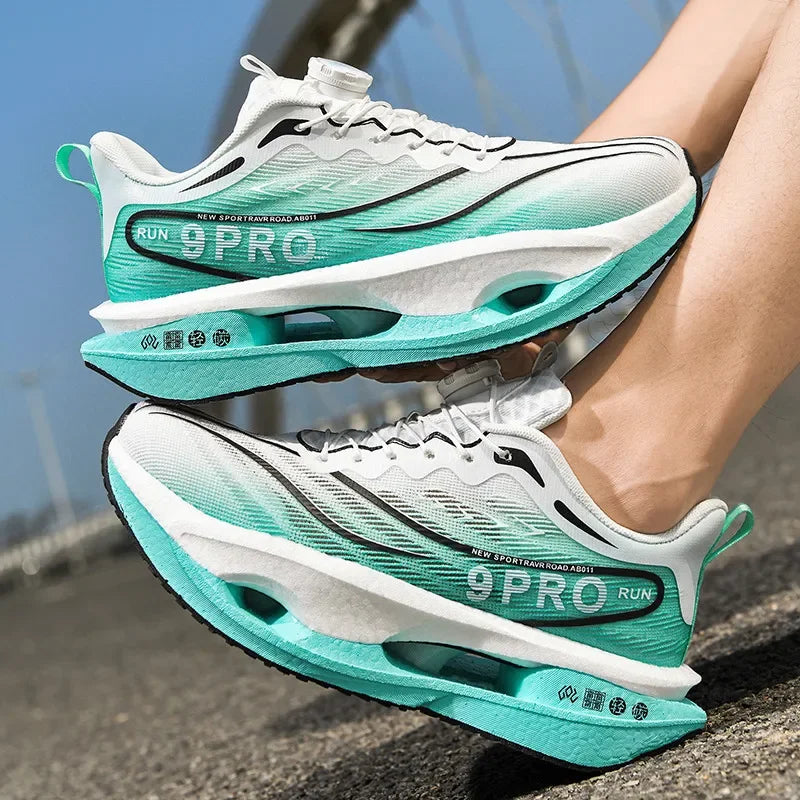 Ultra Court 9PRO Marathon – Dein Tempo kennt keine Grenzen